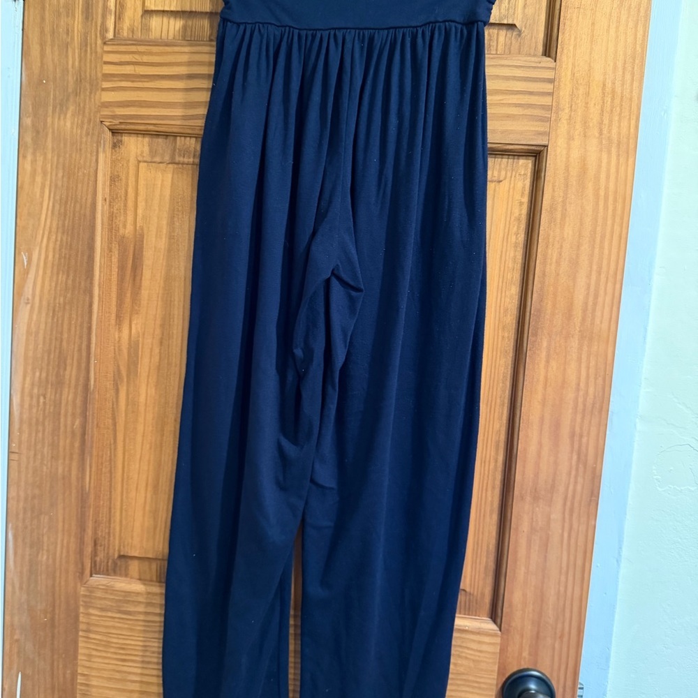 Women's Black, Navy, and Cream Pants - Picture 6 of 12